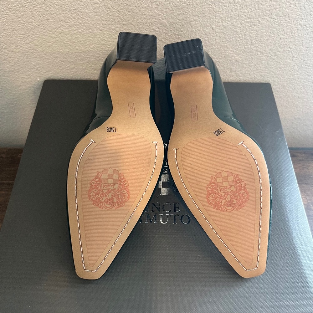 Vince Camuto Women's SIBRINA PUMP Color Mallard Green Sz 7.5 - Worn Once Indoors - Picture 10 of 11